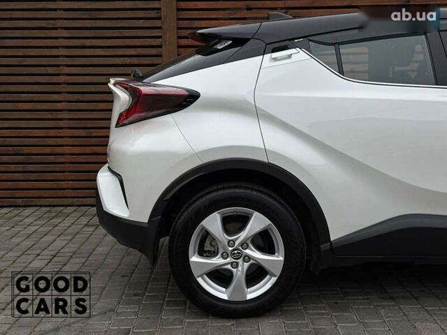 Тойота C-HR, об'ємом двигуна 2 л та пробігом 64 тис. км за 25000 $, фото 13 на Automoto.ua
