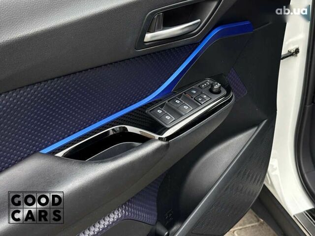 Тойота C-HR, об'ємом двигуна 2 л та пробігом 64 тис. км за 25000 $, фото 18 на Automoto.ua