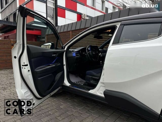 Тойота C-HR, об'ємом двигуна 2 л та пробігом 64 тис. км за 25000 $, фото 20 на Automoto.ua
