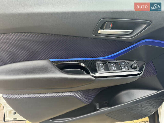 Тойота C-HR, объемом двигателя 1.8 л и пробегом 75 тыс. км за 19500 $, фото 10 на Automoto.ua