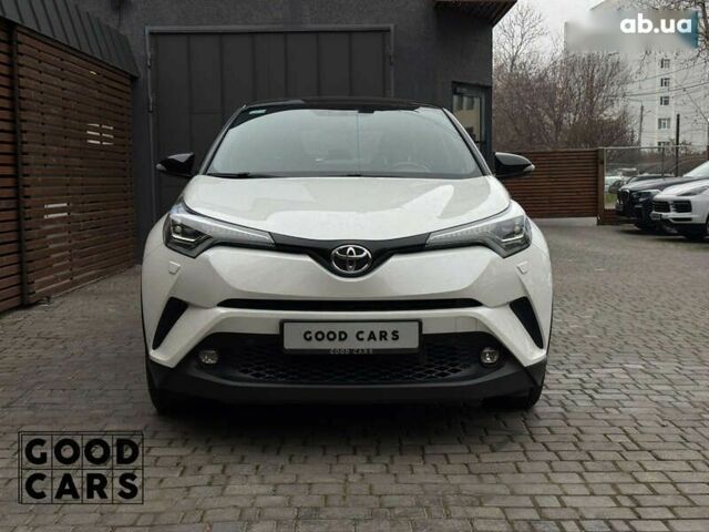 Тойота C-HR, об'ємом двигуна 2 л та пробігом 64 тис. км за 25000 $, фото 1 на Automoto.ua