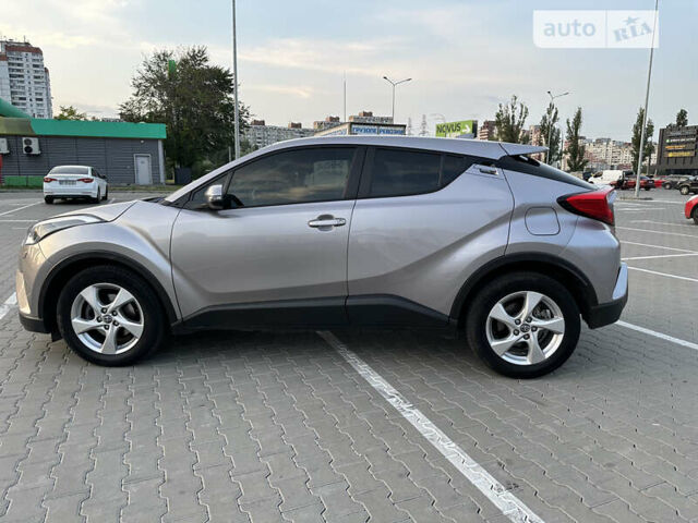 Тойота C-HR, об'ємом двигуна 1.2 л та пробігом 44 тис. км за 21900 $, фото 4 на Automoto.ua