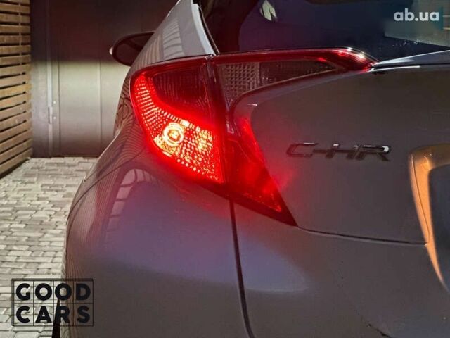 Тойота C-HR, объемом двигателя 0 л и пробегом 46 тыс. км за 22000 $, фото 10 на Automoto.ua