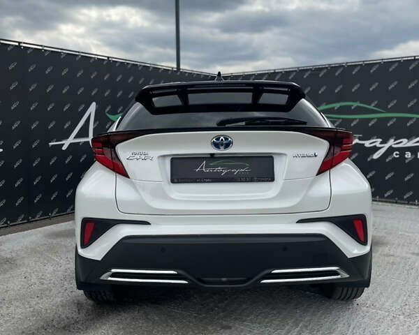 Тойота C-HR, об'ємом двигуна 0 л та пробігом 85 тис. км за 26999 $, фото 3 на Automoto.ua