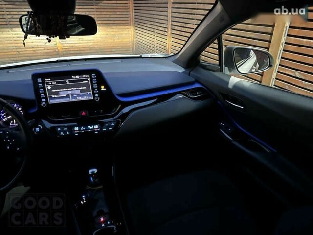 Тойота C-HR, объемом двигателя 0 л и пробегом 46 тыс. км за 22000 $, фото 29 на Automoto.ua