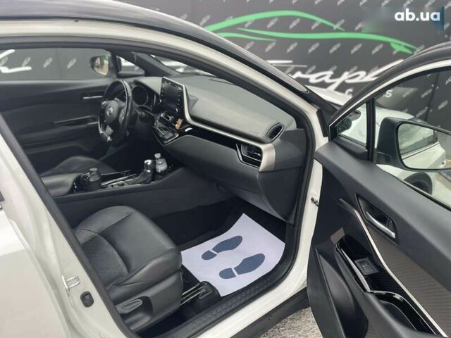 Тойота C-HR, об'ємом двигуна 0 л та пробігом 85 тис. км за 26999 $, фото 15 на Automoto.ua