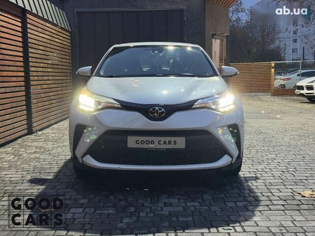 Тойота C-HR, объемом двигателя 0 л и пробегом 46 тыс. км за 22000 $, фото 1 на Automoto.ua
