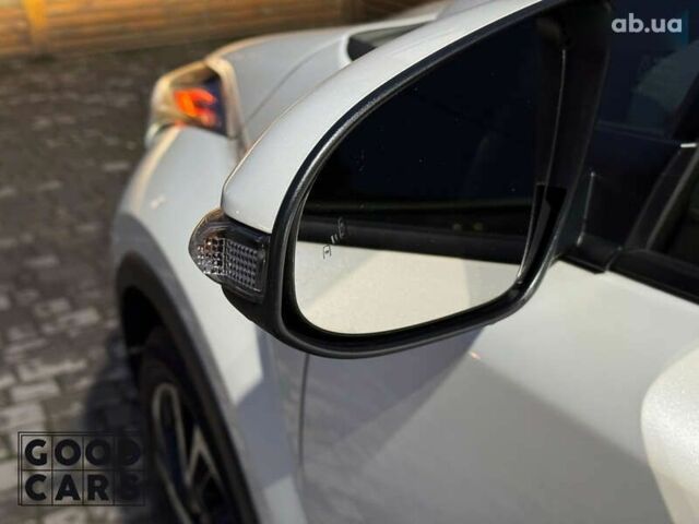 Тойота C-HR, объемом двигателя 0 л и пробегом 46 тыс. км за 22000 $, фото 20 на Automoto.ua