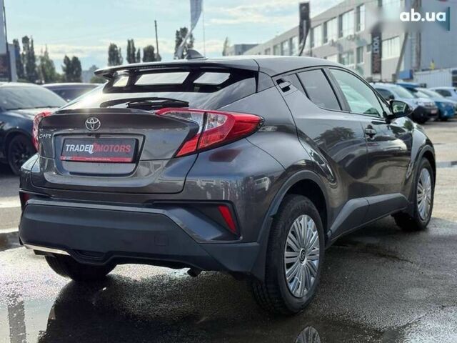 Тойота C-HR, объемом двигателя 0 л и пробегом 93 тыс. км за 18990 $, фото 12 на Automoto.ua