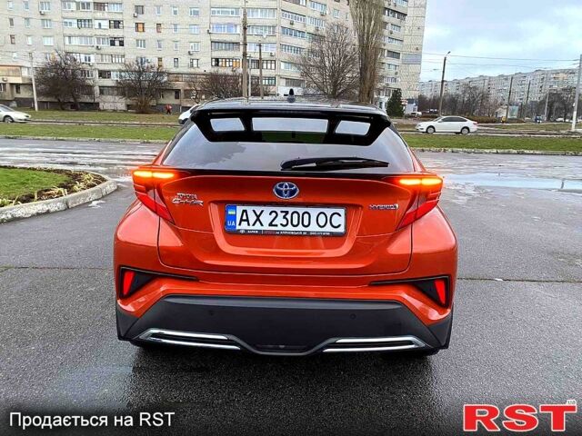 Тойота C-HR, объемом двигателя 2 л и пробегом 62 тыс. км за 31300 $, фото 1 на Automoto.ua