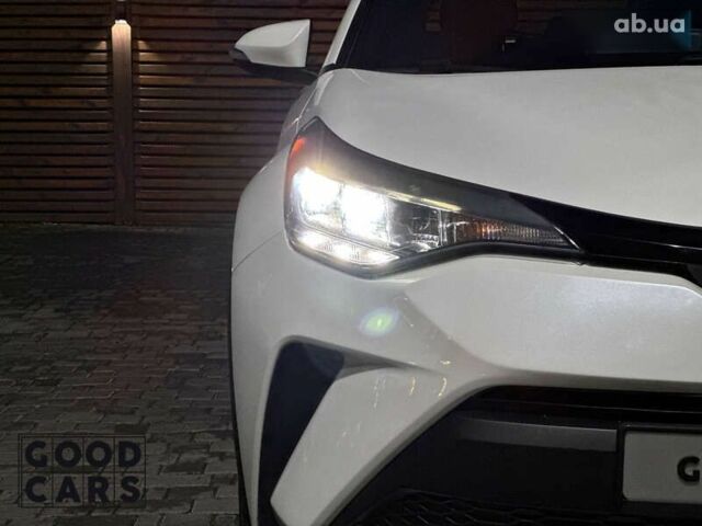Тойота C-HR, объемом двигателя 0 л и пробегом 46 тыс. км за 22000 $, фото 9 на Automoto.ua