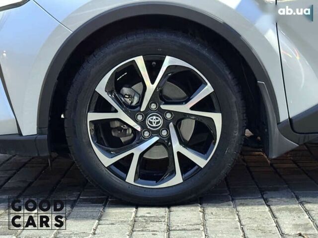 Тойота C-HR, объемом двигателя 0 л и пробегом 46 тыс. км за 22000 $, фото 12 на Automoto.ua