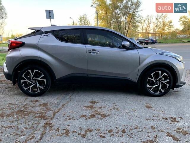 Тойота C-HR, об'ємом двигуна 2 л та пробігом 31 тис. км за 23999 $, фото 6 на Automoto.ua