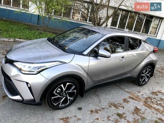 Тойота C-HR, об'ємом двигуна 2 л та пробігом 31 тис. км за 23999 $, фото 1 на Automoto.ua