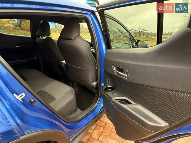 Тойота C-HR, объемом двигателя 1.2 л и пробегом 138 тыс. км за 19500 $, фото 33 на Automoto.ua