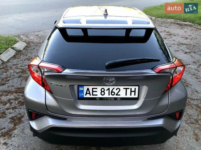 Тойота C-HR, об'ємом двигуна 2 л та пробігом 31 тис. км за 23999 $, фото 4 на Automoto.ua