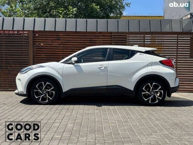 Тойота C-HR, об'ємом двигуна 0 л та пробігом 70 тис. км за 22500 $, фото 3 на Automoto.ua