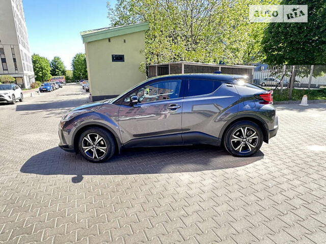 Тойота C-HR, объемом двигателя 1.2 л и пробегом 37 тыс. км за 25500 $, фото 3 на Automoto.ua