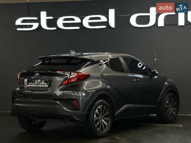 Тойота C-HR, об'ємом двигуна 2 л та пробігом 60 тис. км за 19999 $, фото 8 на Automoto.ua