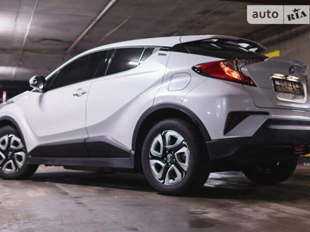 Тойота C-HR, об'ємом двигуна 0 л та пробігом 16 тис. км за 22900 $, фото 5 на Automoto.ua