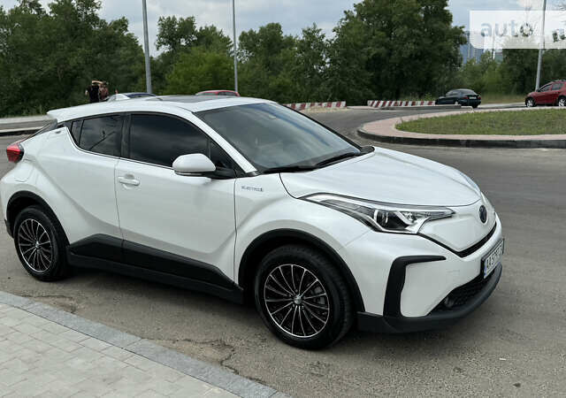 Тойота C-HR, объемом двигателя 0 л и пробегом 24 тыс. км за 22500 $, фото 8 на Automoto.ua