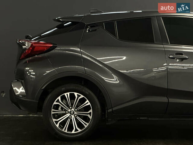 Тойота C-HR, об'ємом двигуна 2 л та пробігом 60 тис. км за 19999 $, фото 11 на Automoto.ua