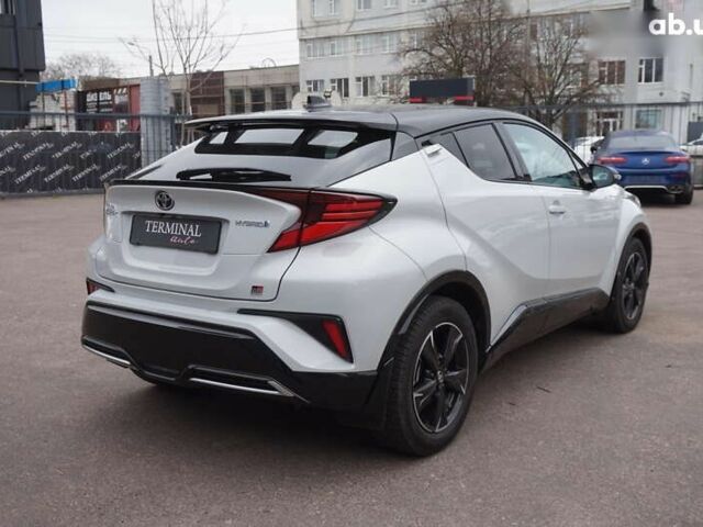 Тойота C-HR, объемом двигателя 2 л и пробегом 26 тыс. км за 31900 $, фото 4 на Automoto.ua