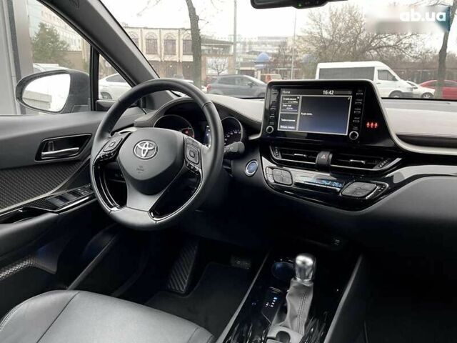 Тойота C-HR, объемом двигателя 0 л и пробегом 32 тыс. км за 38700 $, фото 9 на Automoto.ua