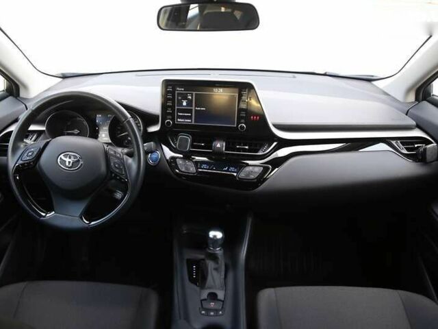 Тойота C-HR, объемом двигателя 0 л и пробегом 29 тыс. км за 29500 $, фото 11 на Automoto.ua