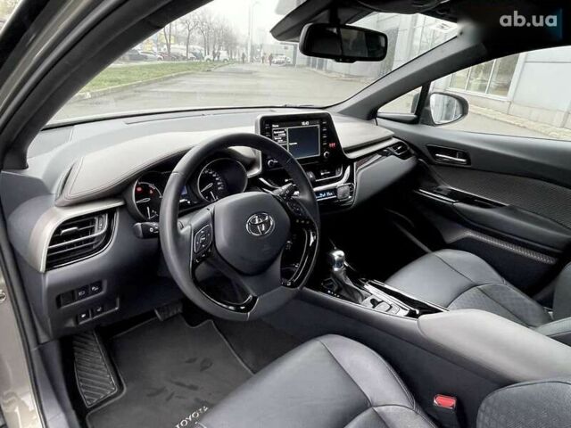 Тойота C-HR, объемом двигателя 0 л и пробегом 32 тыс. км за 38700 $, фото 14 на Automoto.ua