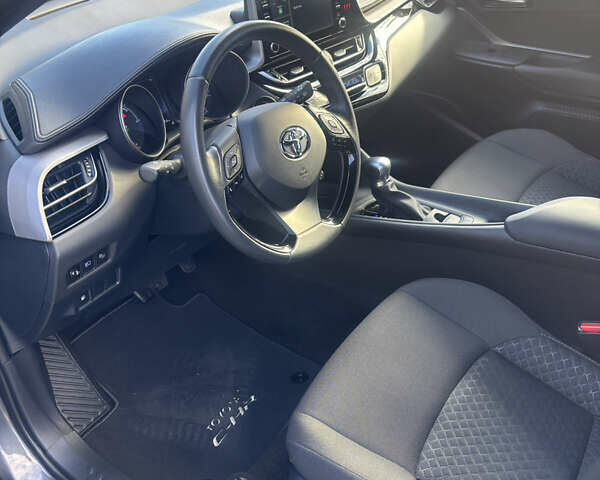 Тойота C-HR, об'ємом двигуна 1.8 л та пробігом 28 тис. км за 25500 $, фото 11 на Automoto.ua