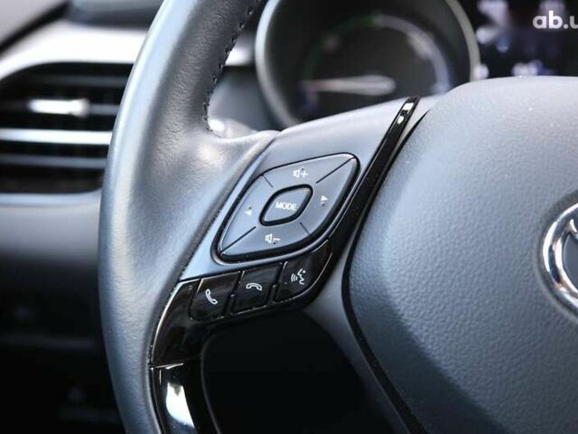 Тойота C-HR, объемом двигателя 0 л и пробегом 29 тыс. км за 29500 $, фото 23 на Automoto.ua