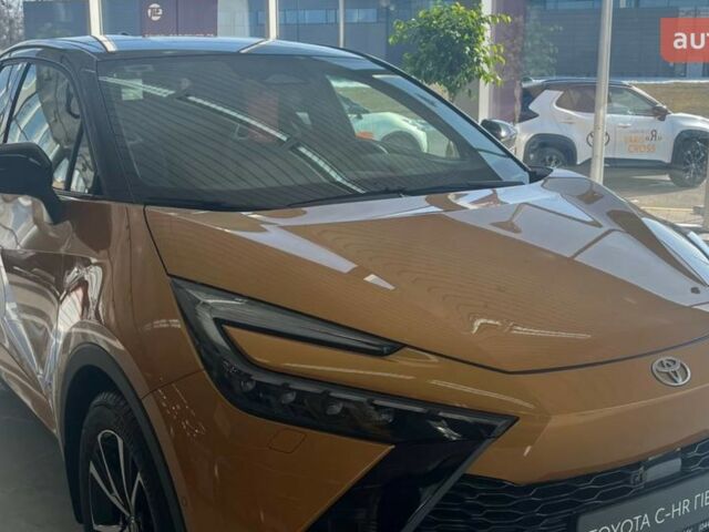 купить новое авто Тойота C-HR 2023 года от официального дилера Тойота на Столичному Тойота фото