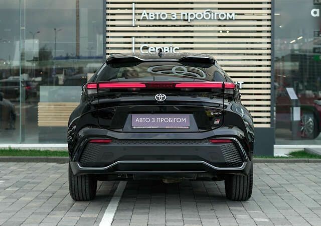Тойота C-HR, объемом двигателя 0 л и пробегом 3 тыс. км за 48771 $, фото 1 на Automoto.ua