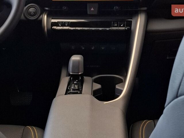 купить новое авто Тойота C-HR 2023 года от официального дилера Тойота на Столичному Тойота фото