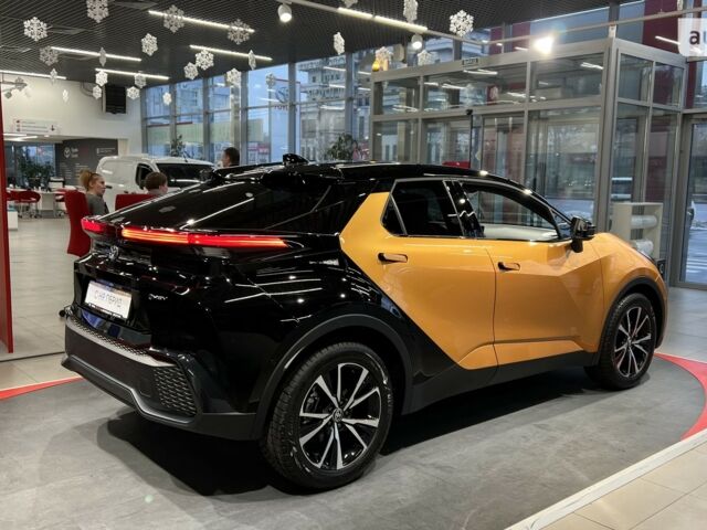 Тойота C-HR, об'ємом двигуна 1.99 л та пробігом 0 тис. км за 44656 $, фото 2 на Automoto.ua