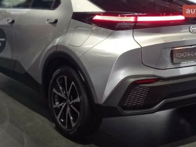 Тойота C-HR, объемом двигателя 1.99 л и пробегом 0 тыс. км за 39009 $, фото 2 на Automoto.ua