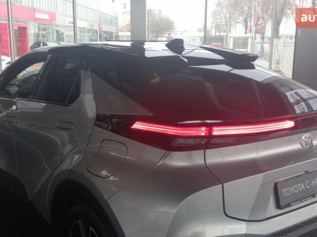 купить новое авто Тойота C-HR 2024 года от официального дилера Автосаміт Біла Церква Тойота фото