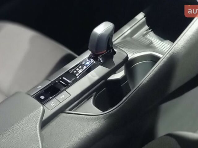 Тойота C-HR, объемом двигателя 1.99 л и пробегом 0 тыс. км за 39009 $, фото 12 на Automoto.ua