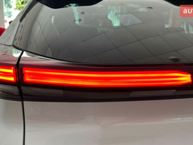 Тойота C-HR, объемом двигателя 1.8 л и пробегом 0 тыс. км за 39067 $, фото 5 на Automoto.ua