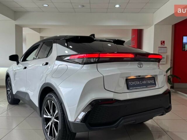 Тойота C-HR, объемом двигателя 1.8 л и пробегом 0 тыс. км за 41181 $, фото 2 на Automoto.ua