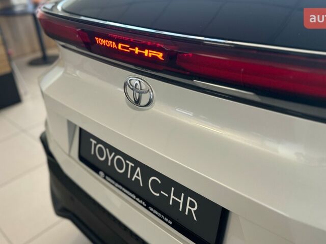 Тойота C-HR, об'ємом двигуна 1.8 л та пробігом 0 тис. км за 39514 $, фото 9 на Automoto.ua