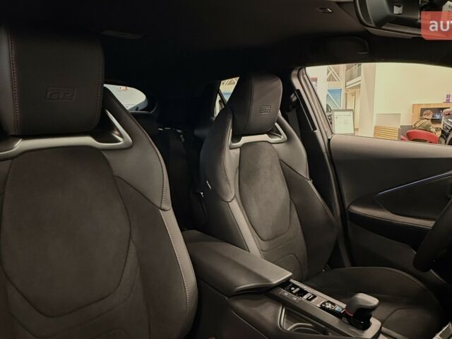 Тойота C-HR, объемом двигателя 1.99 л и пробегом 0 тыс. км за 48704 $, фото 13 на Automoto.ua