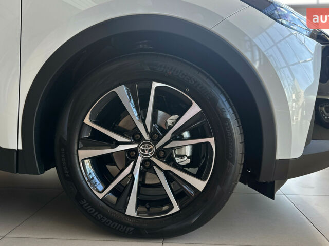 Тойота C-HR, об'ємом двигуна 1.8 л та пробігом 0 тис. км за 39514 $, фото 3 на Automoto.ua