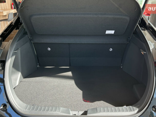 Тойота C-HR, об'ємом двигуна 1.99 л та пробігом 0 тис. км за 46056 $, фото 29 на Automoto.ua