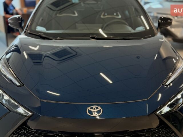 Тойота C-HR, объемом двигателя 1.8 л и пробегом 0 тыс. км за 39994 $, фото 3 на Automoto.ua