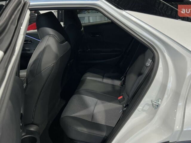 Тойота C-HR, объемом двигателя 1.99 л и пробегом 0 тыс. км за 41264 $, фото 15 на Automoto.ua