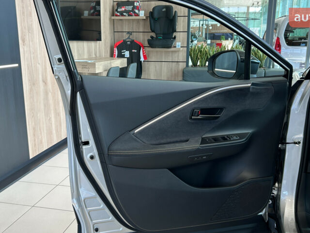 Тойота C-HR, об'ємом двигуна 1.99 л та пробігом 0 тис. км за 46056 $, фото 11 на Automoto.ua