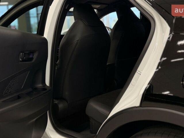 Тойота C-HR, объемом двигателя 1.99 л и пробегом 0 тыс. км за 49080 $, фото 15 на Automoto.ua