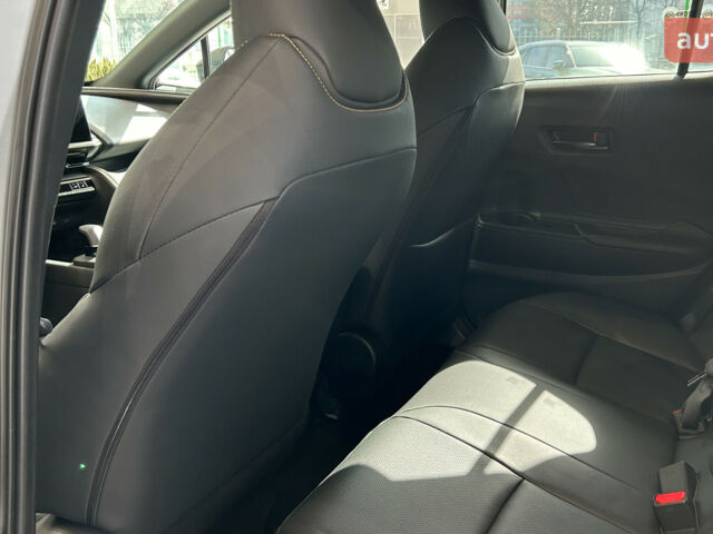 Тойота C-HR, об'ємом двигуна 1.99 л та пробігом 0 тис. км за 46056 $, фото 13 на Automoto.ua